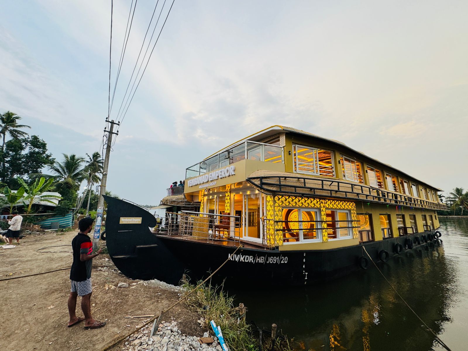 Vembanad Emperor Houseboat (13)