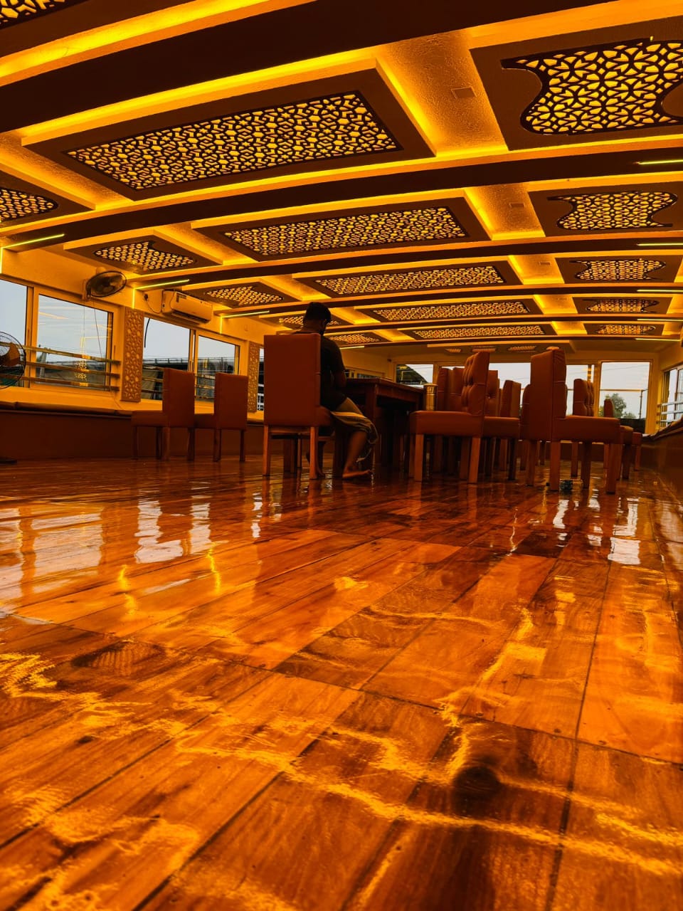Vembanad Emperor Houseboat (8)